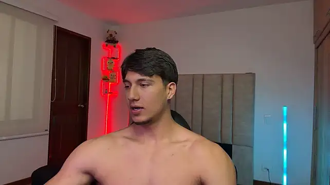 CHRIS_MORGAN1: απευθείας συνομιλία ΧΧΧ