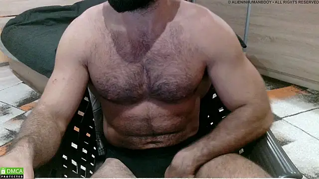alieninhumanbody1 Pertunjukan Webcam