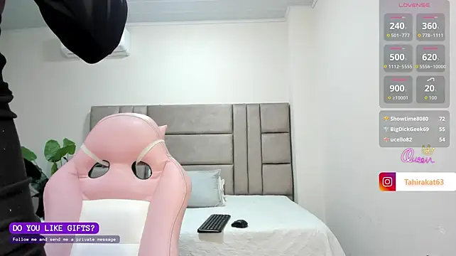 Chat +18 de Tahira_21_ ao vivo