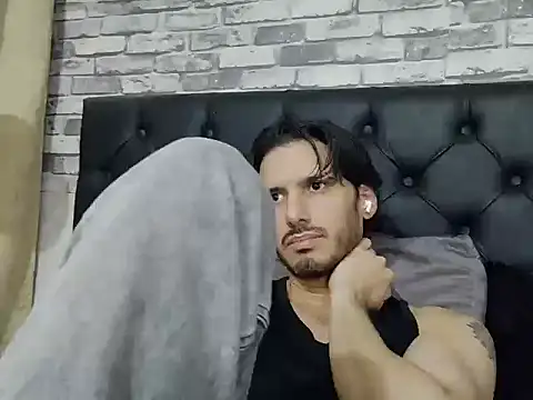 MrTyler667's Webcam Show