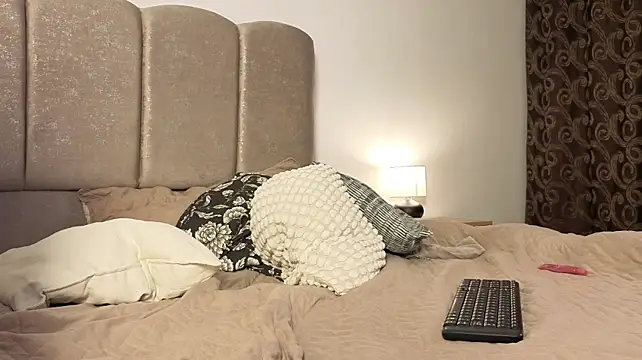 saraaah_s Live XXX-chat