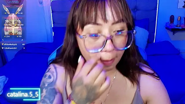 Kata_Bigboobs Chat XXX in diretta