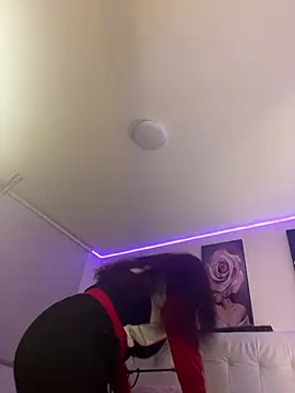 دردشة kylievoosx الجنسية المباشرة
