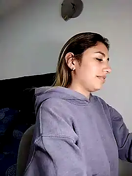 دردشة AliceTeenager___ الجنسية المباشرة