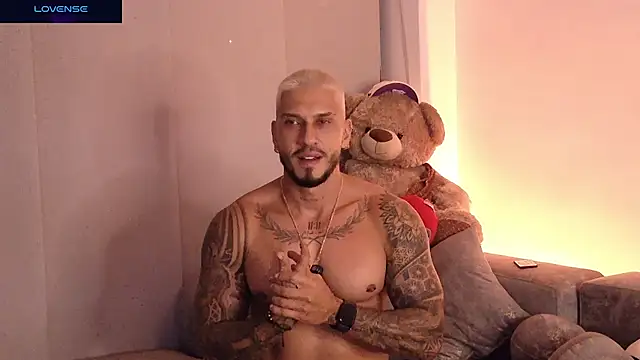 Seth_Vegaa Adlı Modelin Canlı XXX Sohbeti