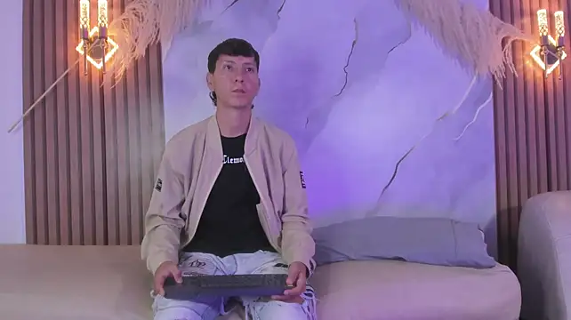 Czat XXX na żywo – Sammy_OS
