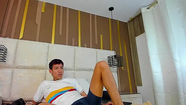 Онлайн чат XXX GaelFlynn