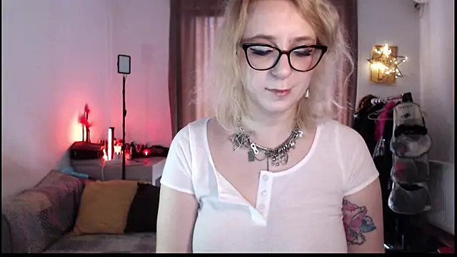 welliza Adlı Modelin Canlı XXX Sohbeti