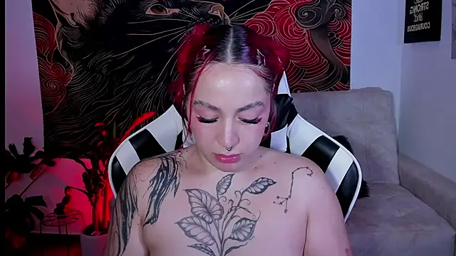 Ivonne__03 élő XXX-chatje