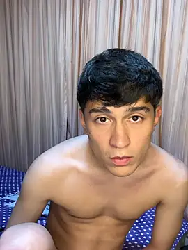 Онлайн чат XXX Bryanwild