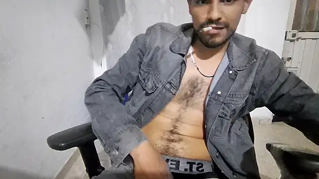 JBond007BBC Chat XXX live