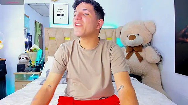 Chat +18 de patrick_sanzz ao vivo