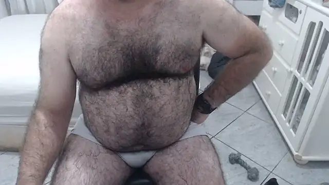 Chat +18 de MysterBearMG ao vivo