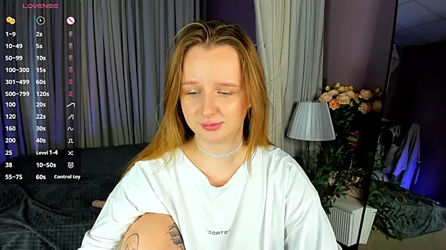 Онлайн чат XXX Rina_Panic