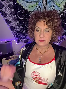 Chatroom XXX en direct de SuzyCatzz