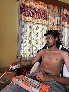 צ'אט XXX בשידור חי של GunSlay