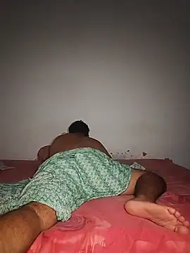 tarra122 – Naživo XXX chat