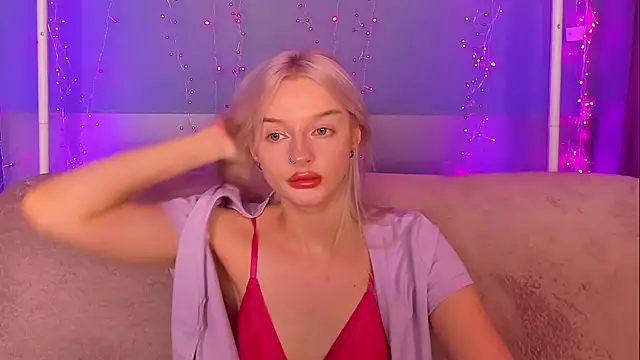 AlessaKiss Adlı Modelin Canlı XXX Sohbeti