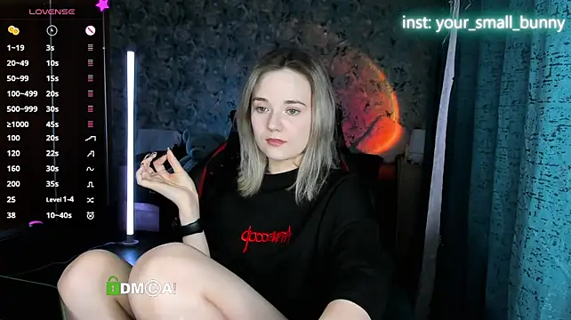 XXX chat uživo modela Your_small_bunny