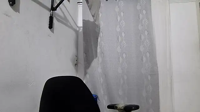 JBond007BBC Chat XXX in diretta