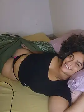 Chat +18 de cinnaminnie ao vivo