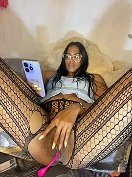 แชท XXX สดของ FlorSalvaje_
