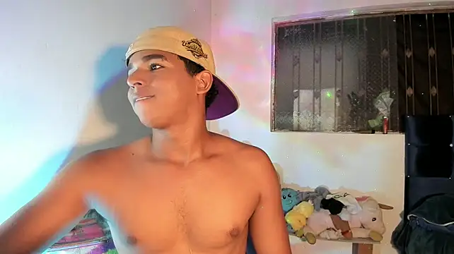 noah_smith02 Live XXX-chat