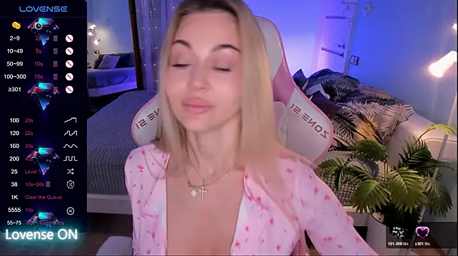 AdeleRoberts Chat XXX live