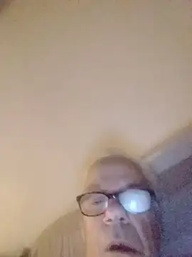 AIDIl63's Webcam Show