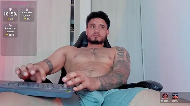 AUSTINN_TORRES Adlı Modelin Canlı XXX Sohbeti