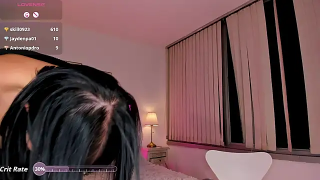 צ'אט XXX בשידור חי של Isabella_ev