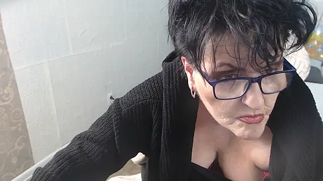 MasterLeila's Live XXX Chat