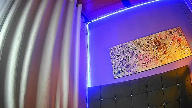 Онлайн чат XXX emma_cut3_