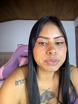Mich-12 Chat XXX in diretta