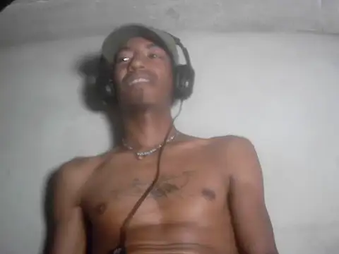 Chat XXX ao vivo de AlbertBigCock