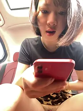 littleqiu Chat XXX in diretta