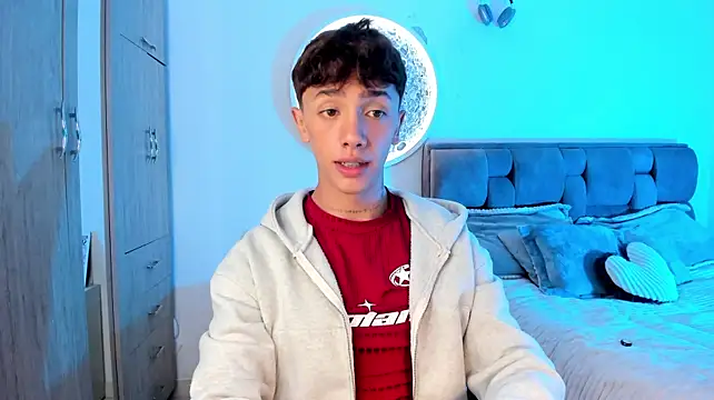Timothy_ros Chat XXX in diretta