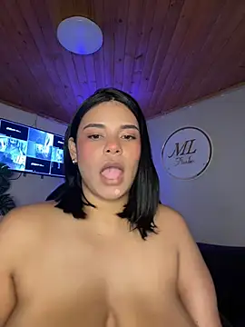 Isabella_boobd: απευθείας συνομιλία ΧΧΧ