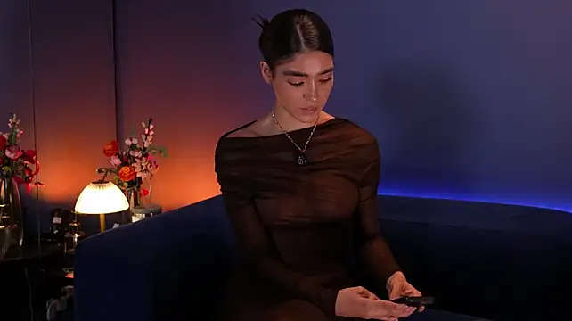 OliviaBelluccin Live XXX chat