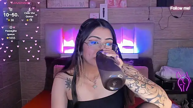 mia_devine_: απευθείας συνομιλία ΧΧΧ