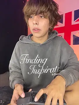 XXX chat uživo modela Aronn_44