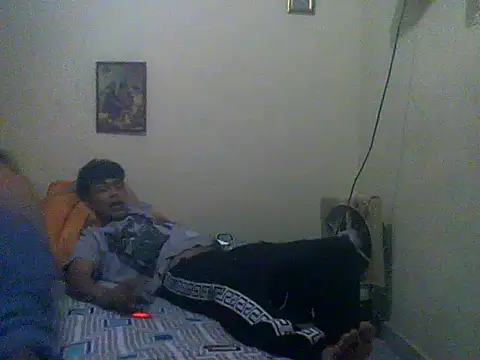 TitanMedina's Live XXX Chat