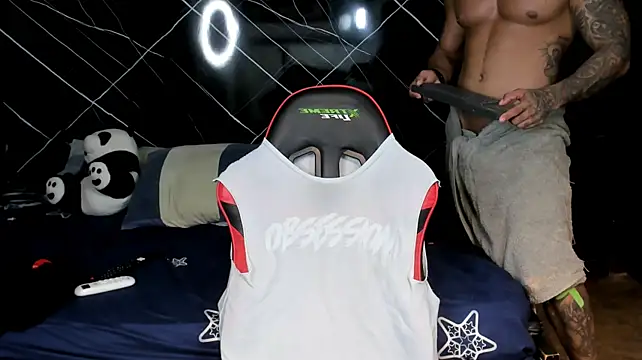 JackMclain Chat XXX in diretta