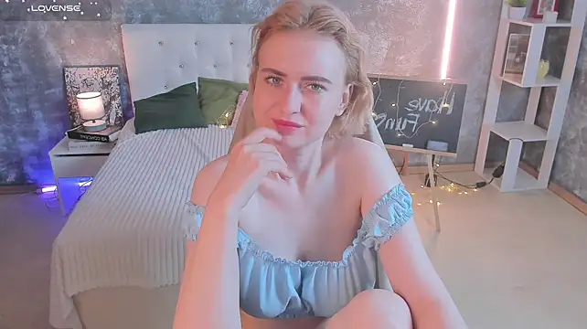 Онлайн чат XXX Shiny_Liss