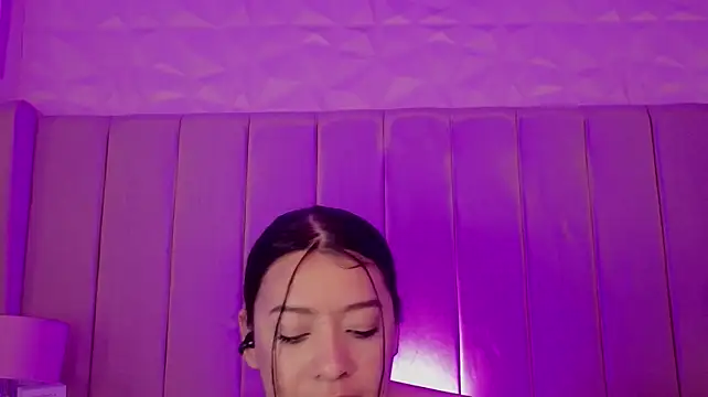 MollyBigBoobs12 - Fingers in Pussy, Open legs 💦💦