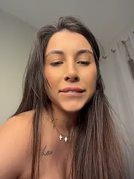 Chat +18 de Carolini09 ao vivo