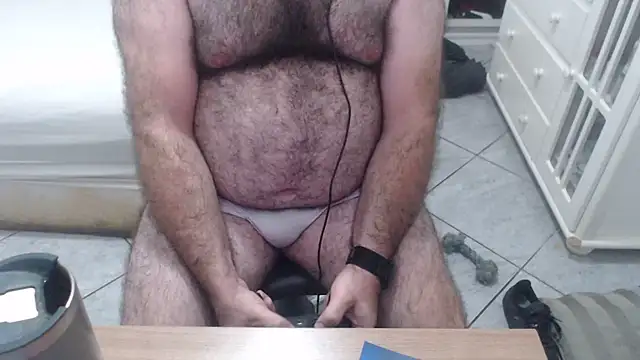 MysterBearMG Chat XXX live
