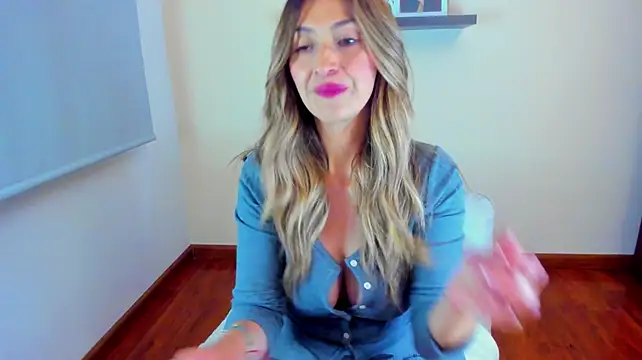 Chat XXX en directo de Velourmuse