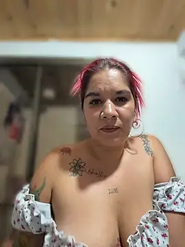 JulianaDiiaz Live XXX Chat