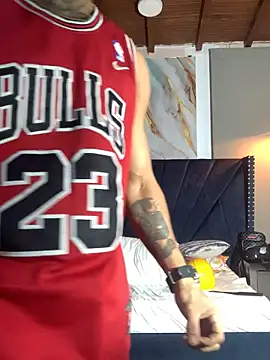 XXX chat uživo modela Salomon_koude